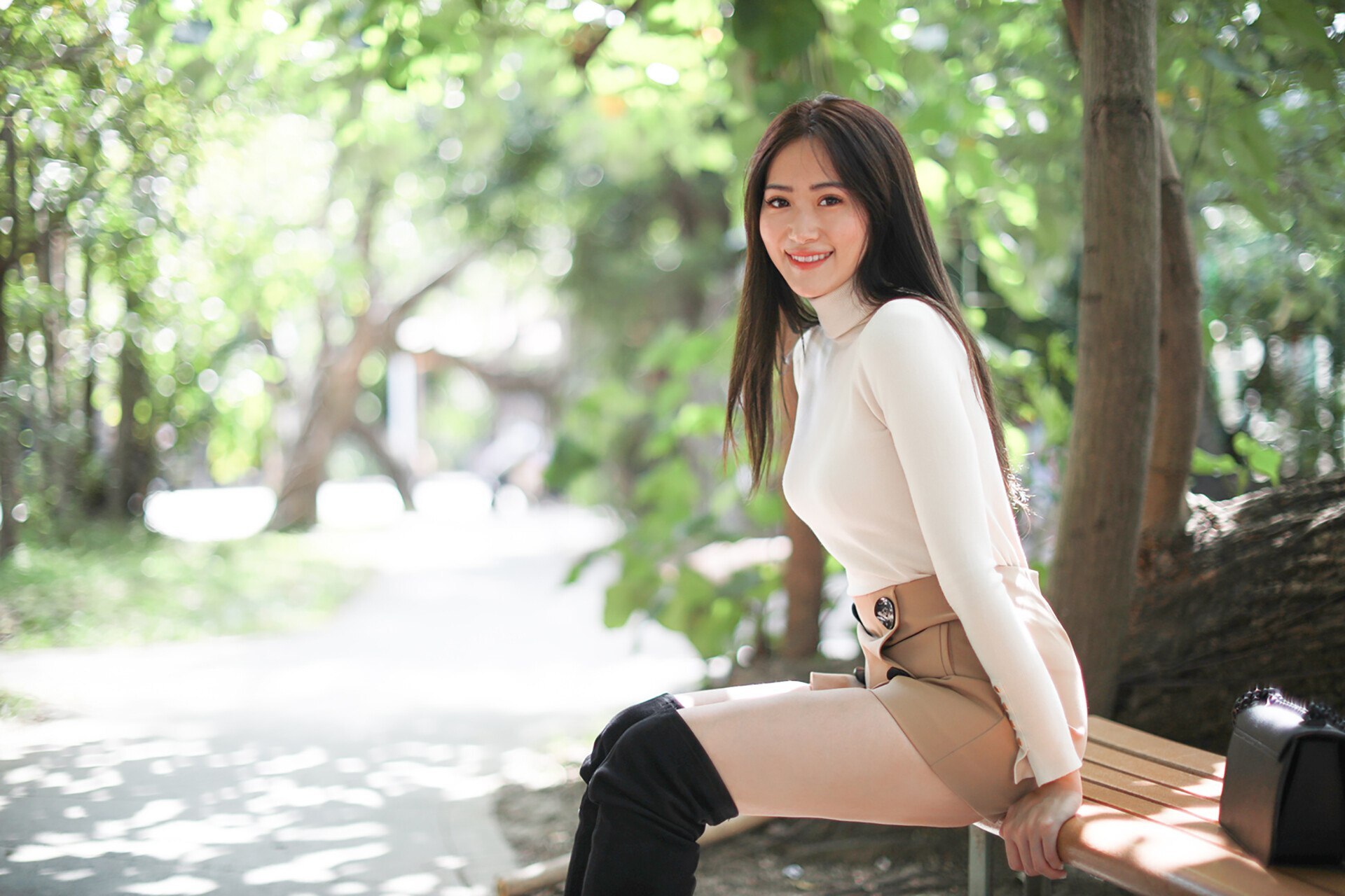 Get To Know Best Vietnamese Dating Sites: Sweet and Charming